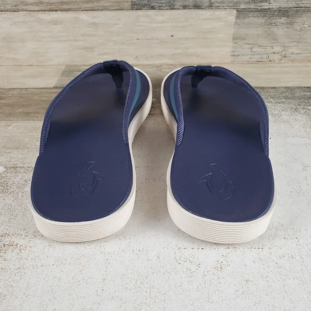 Olukai Leeward Mens Everyday Beach Sandals Sz 9 Comfort Navy Flip Flop Slides